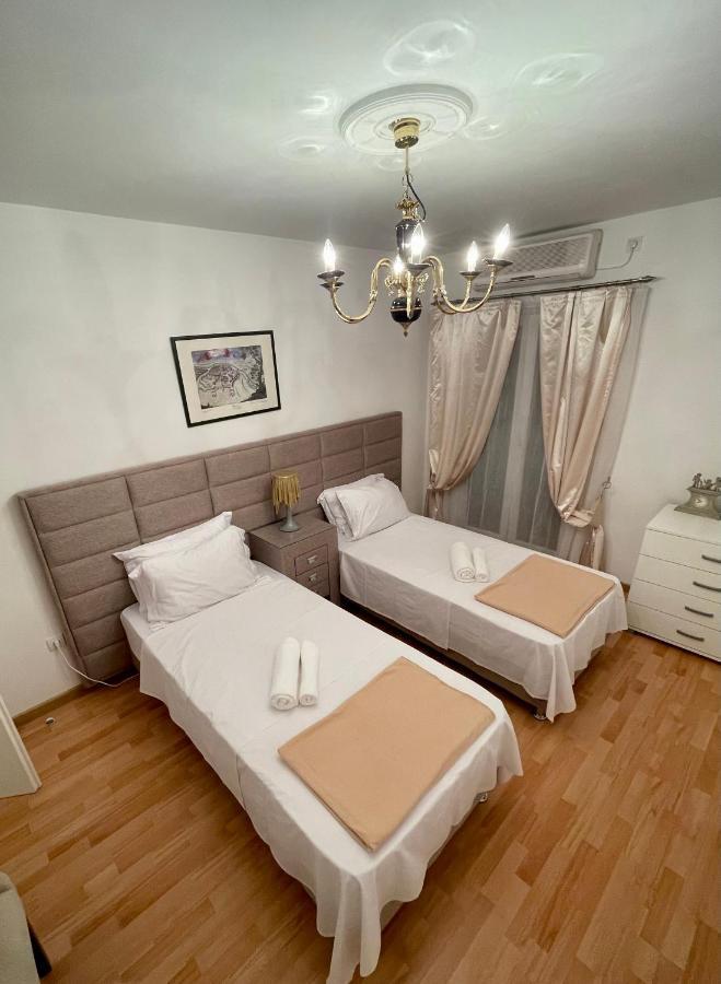 Apartmani Cirovic Luxury Herceg Novi Eksteriør billede