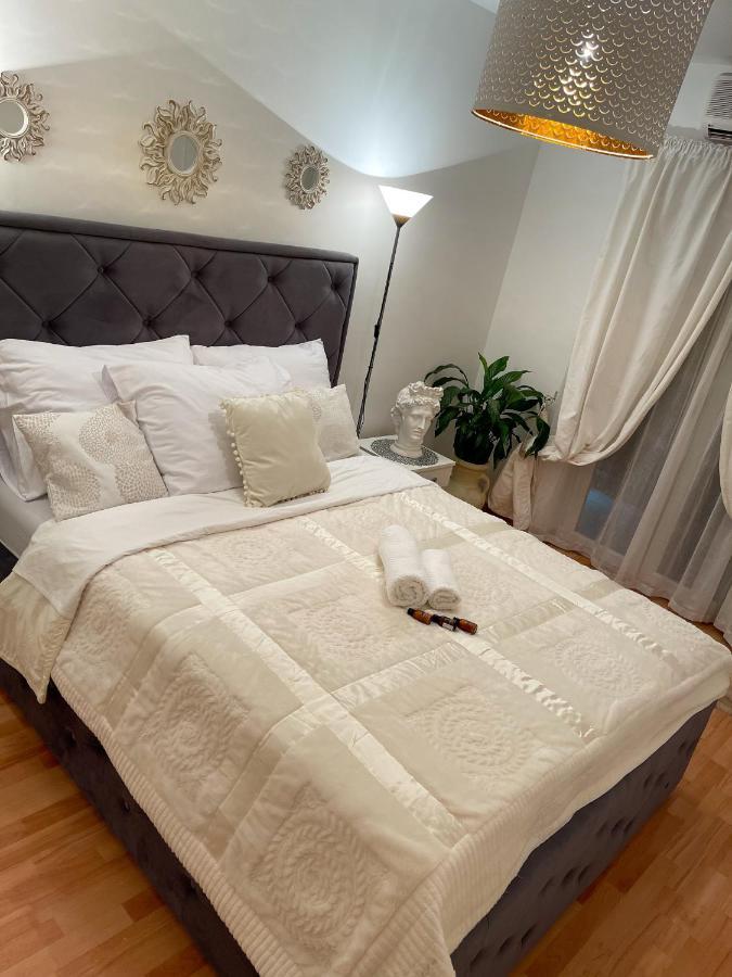 Apartmani Cirovic Luxury Herceg Novi Eksteriør billede