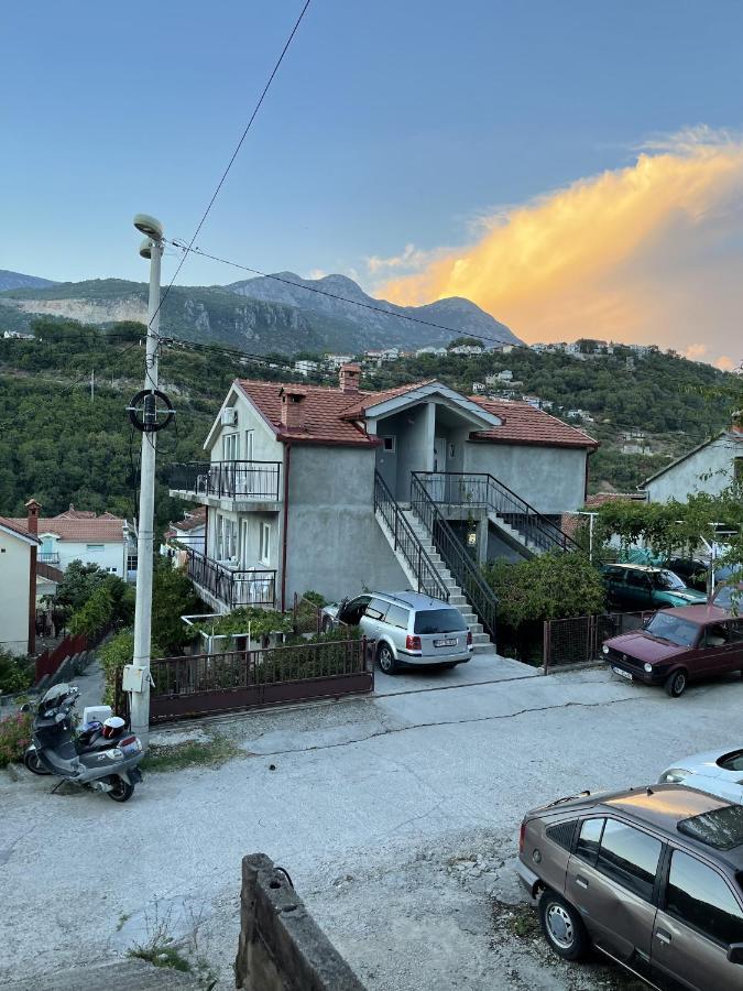 Apartmani Cirovic Luxury Herceg Novi Eksteriør billede