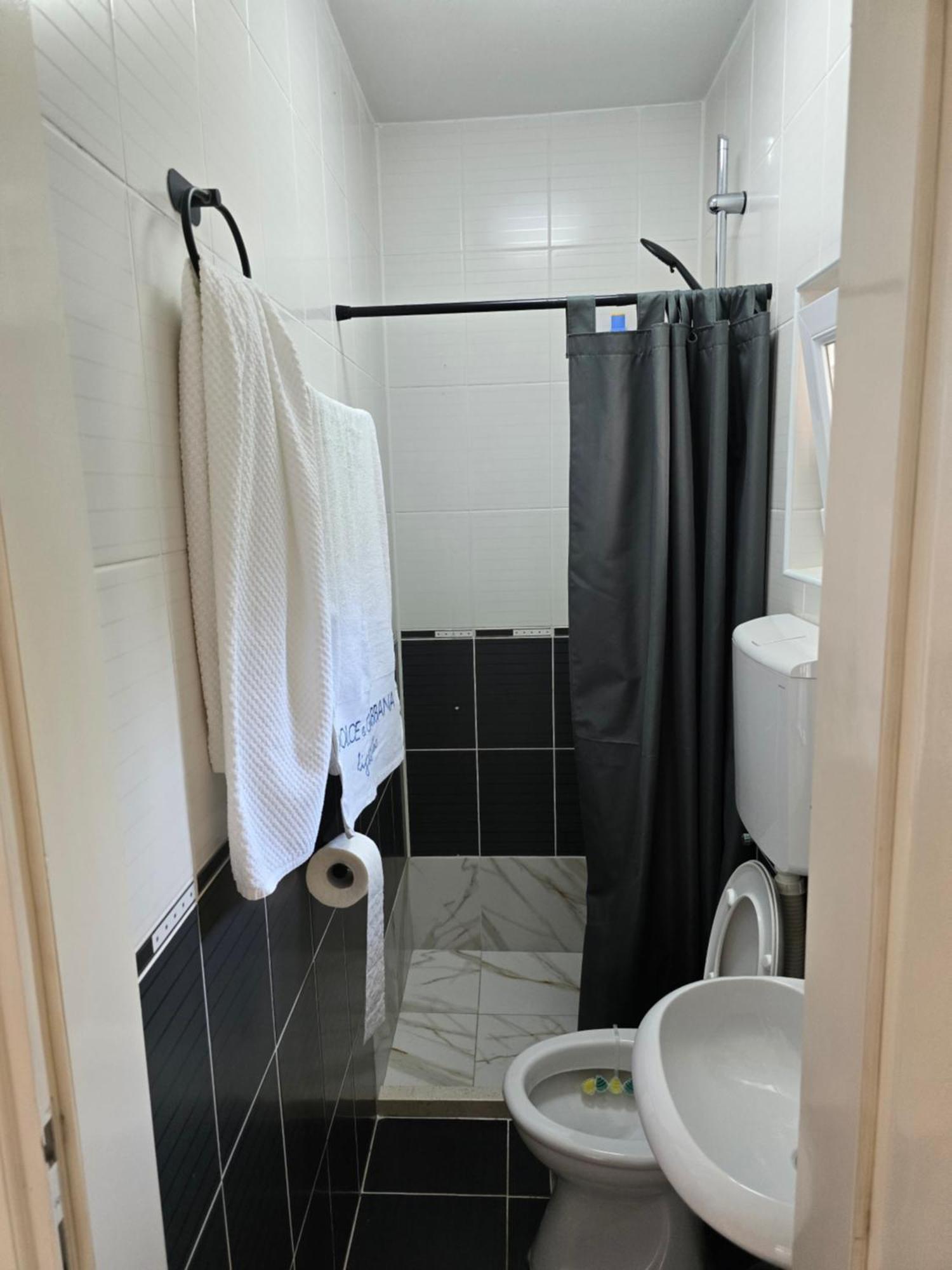 Apartmani Cirovic Luxury Herceg Novi Eksteriør billede